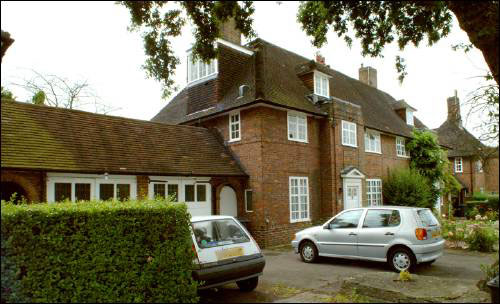 06 Cotman Close